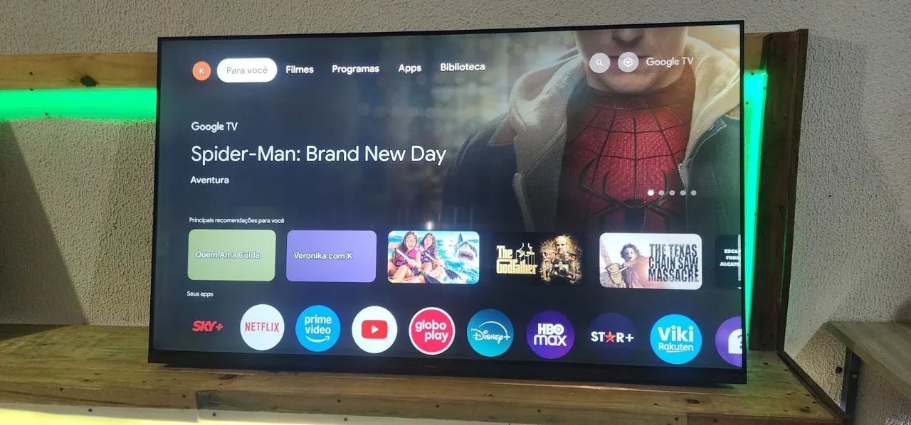 TV 65 polegadas smart com cabo controle todos apss YouTube e Netflix Bluetooth e d mais 