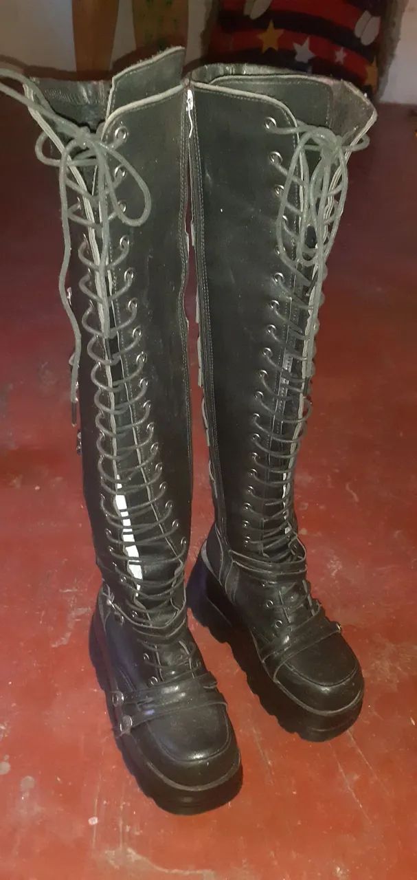 Botas alternativas Tamanho, 36, e 37 e 38 e apenas uma 39 - Foto 4