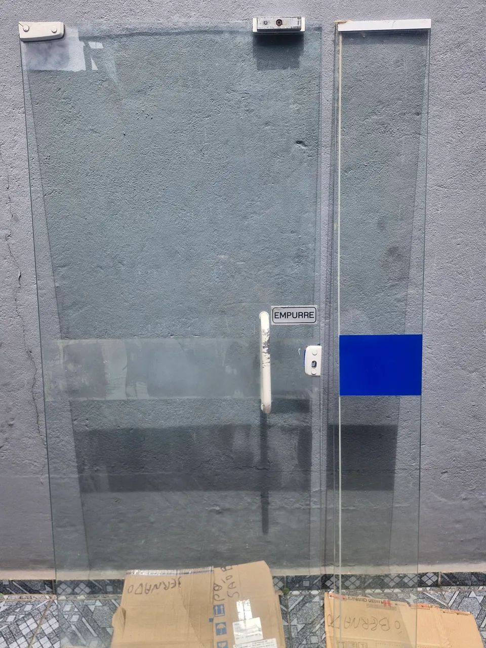 Porta de vidro valor $700 - Foto 3