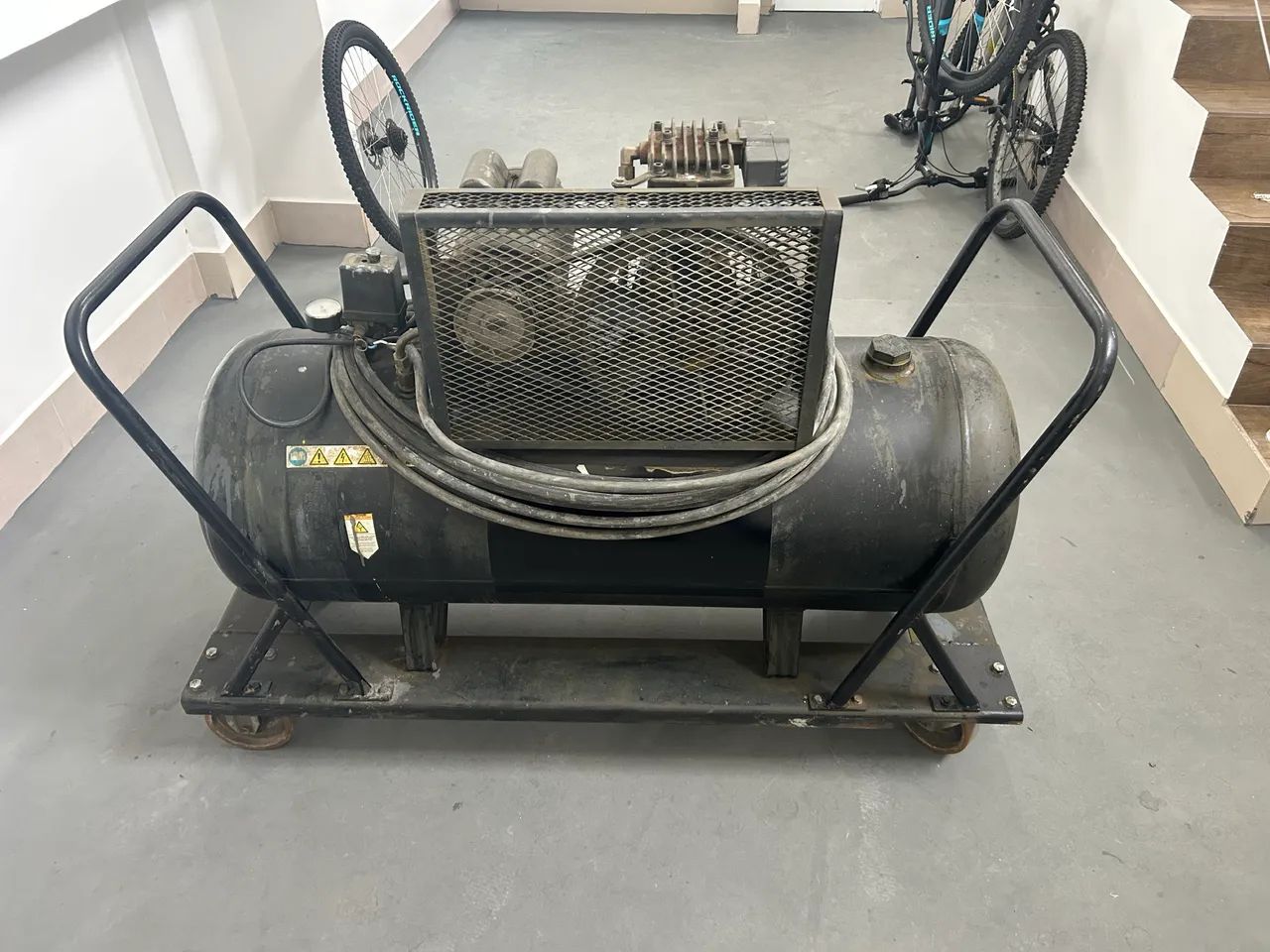 Compressor a ar  - Foto 3