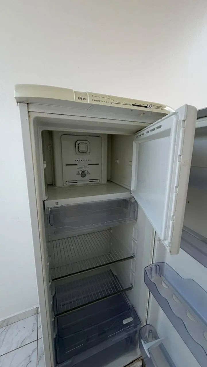 Geladeira Electrolux - Foto 2