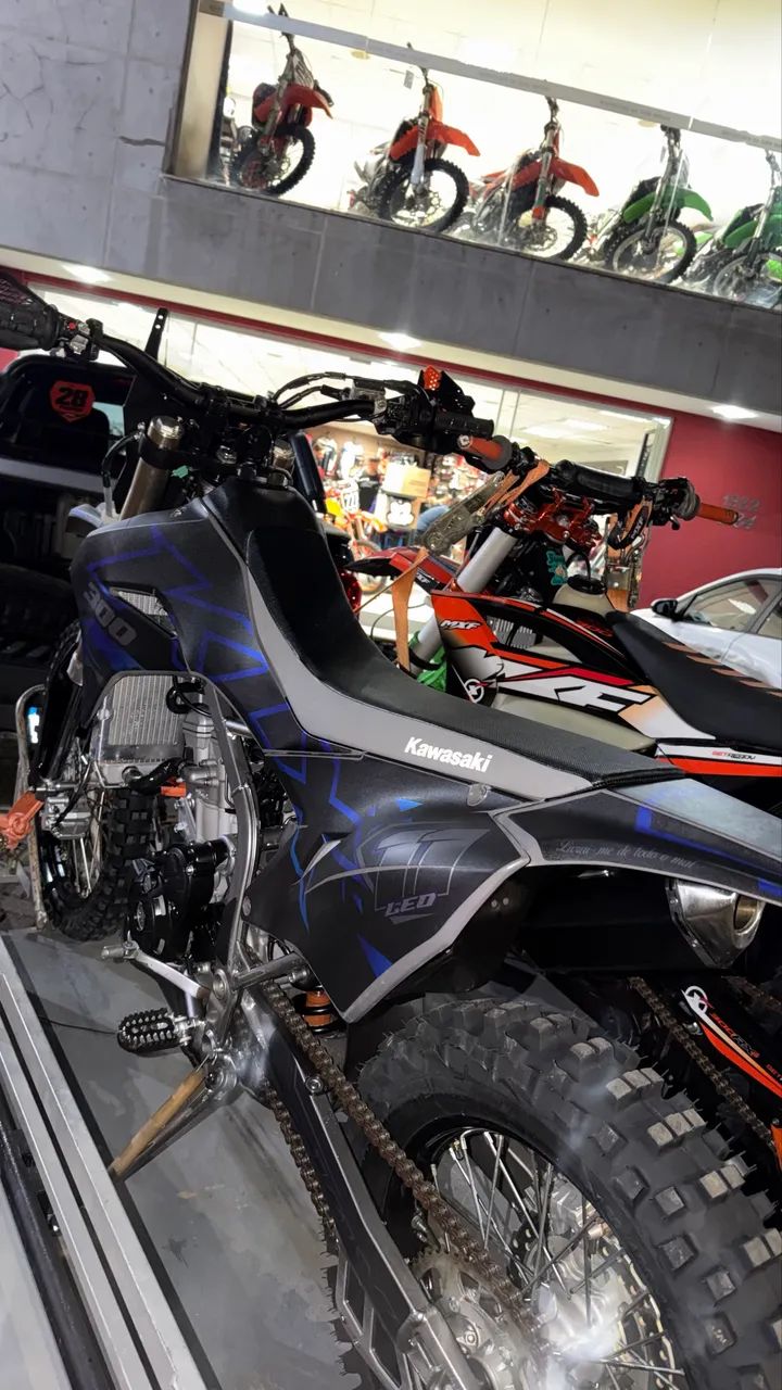 KLX 300 - TROCA MATERIAL CONSTRUÇÃO +$ - Foto 3