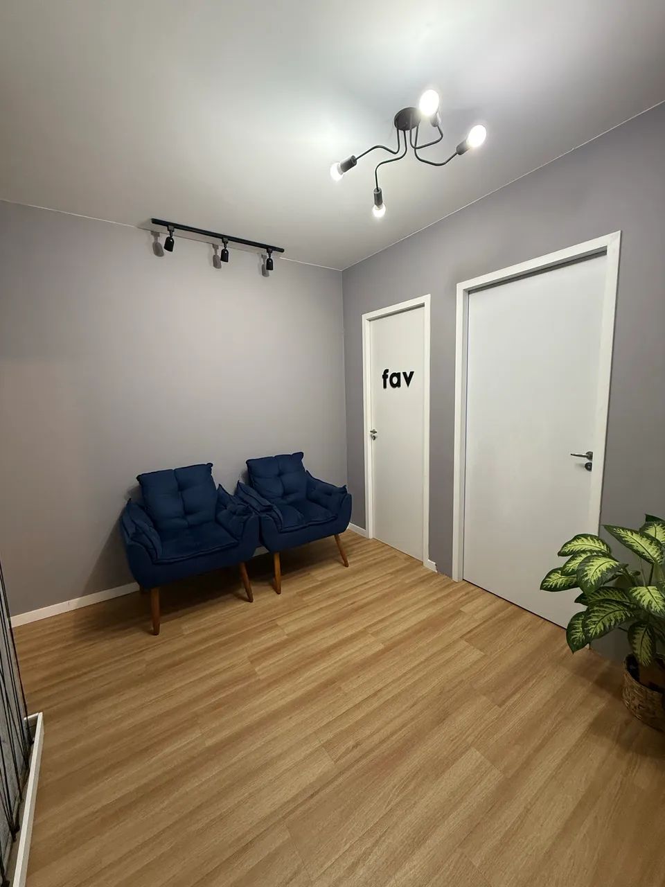 Sala comercial no bairro Itacorubi - 48m