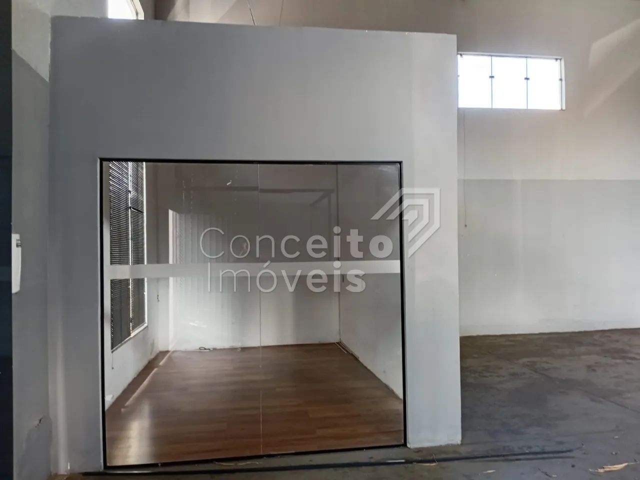 Barracão com 400 m² - Nova Rússia - Foto 3