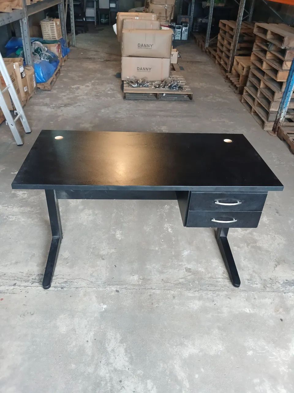 Mesa, cadeira, computador, estação de trabalho. - Foto 2