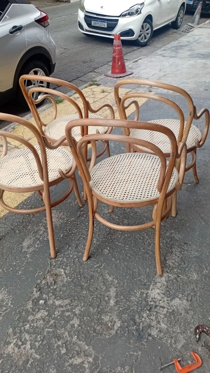 Conjunto de 5 cadeiras Thonet  - Foto 3
