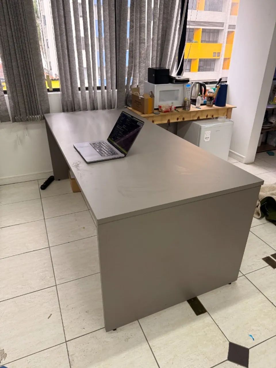Mesa de Reuniao