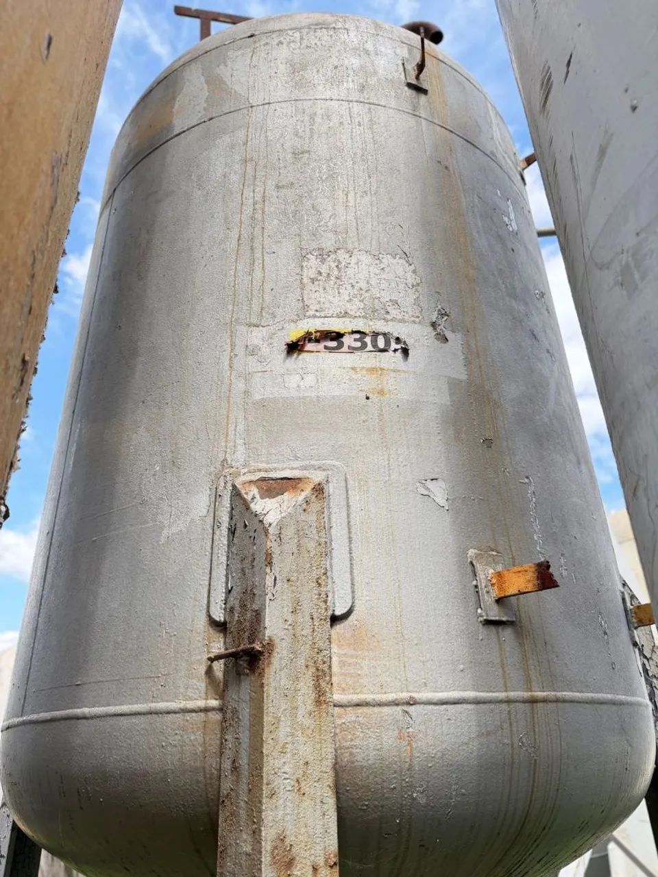 Tanque Vaso de pressão 600 galões R$ 40,00 o kg - Foto 4