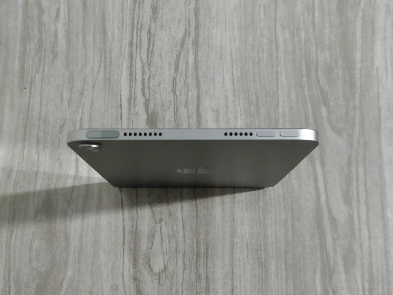 Ipad Mini 7 A17 Pro 128gb muito conservado passo cartão - Tablets