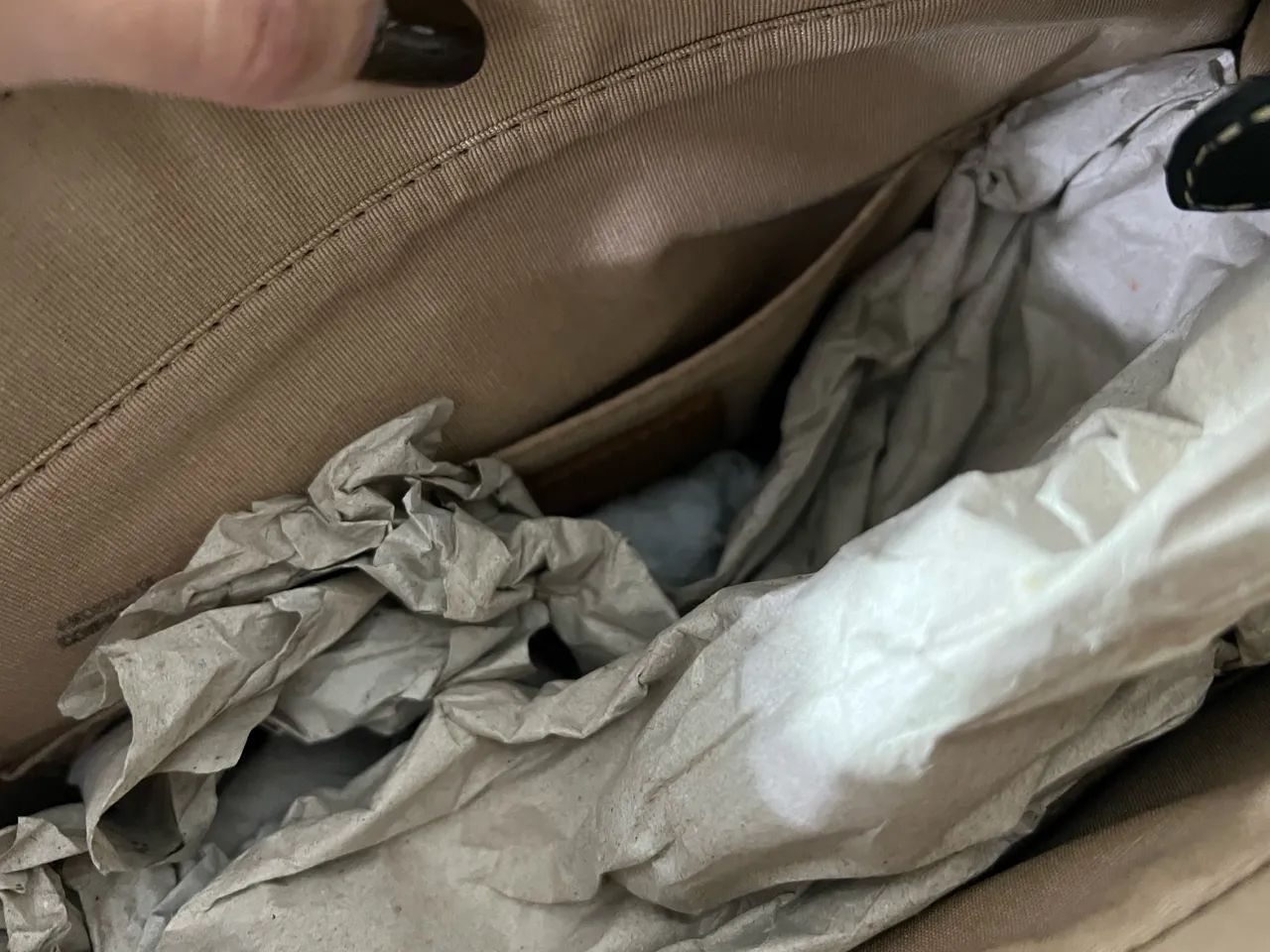 BOLSA AREZZO NOVA COURO LEGÍTIMO  - Foto 5