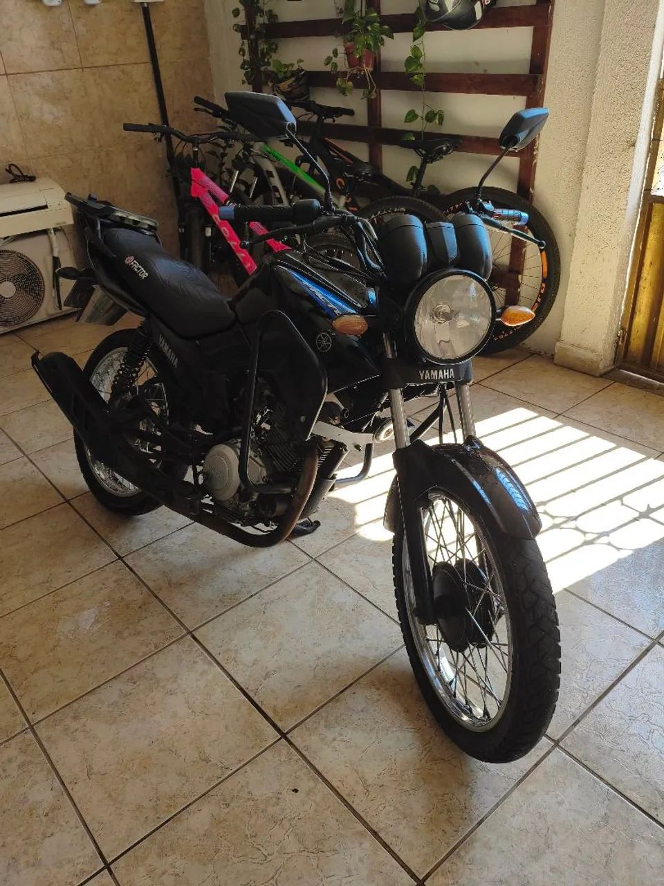 Vendo Factor YBR125 Factor E
