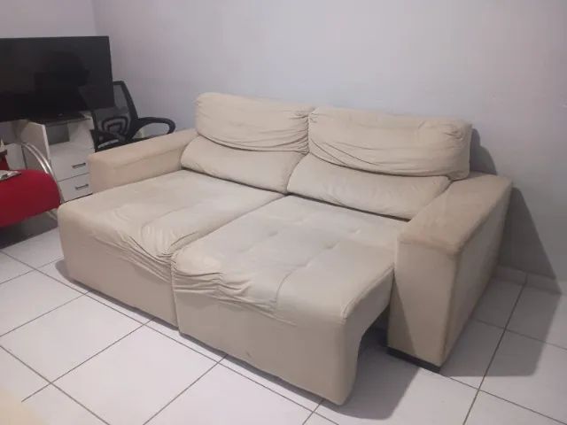 Sofá 3 lugares, retrátil e reclinável  - Foto 4