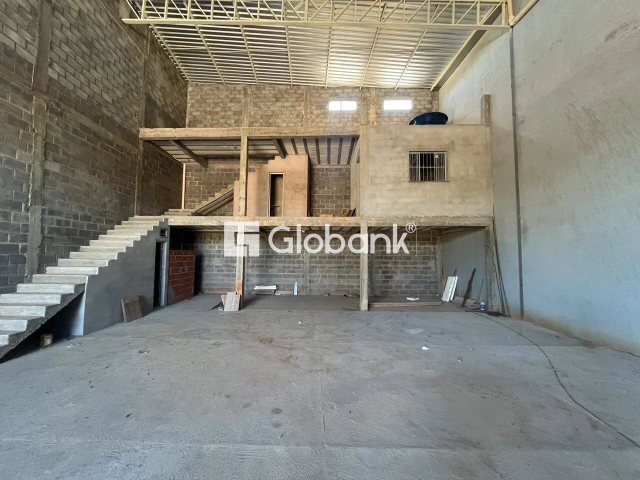 Galpão à venda em Mangues com 300m². - Foto 4