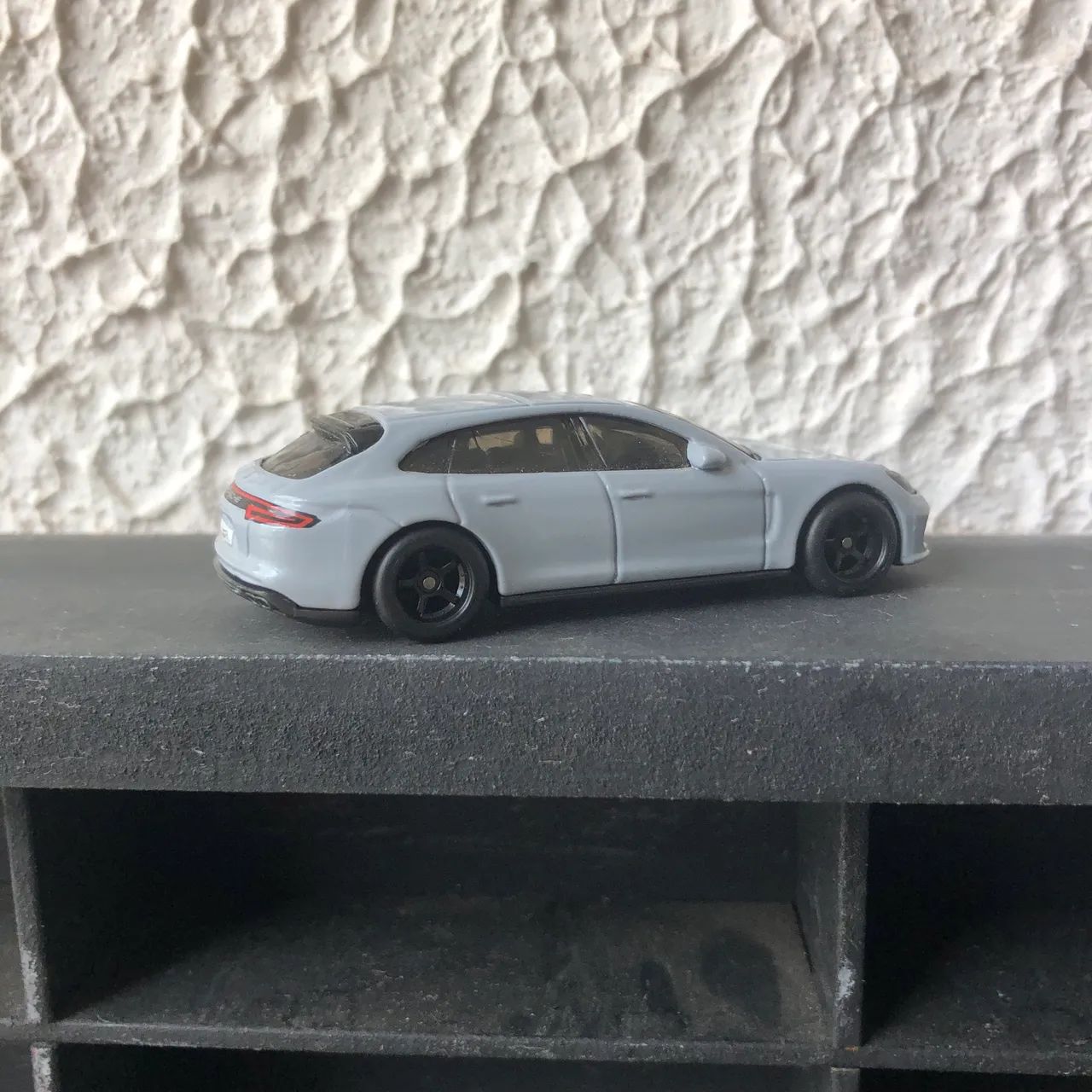 Hot Wheels Porsche Panamera - Foto 3