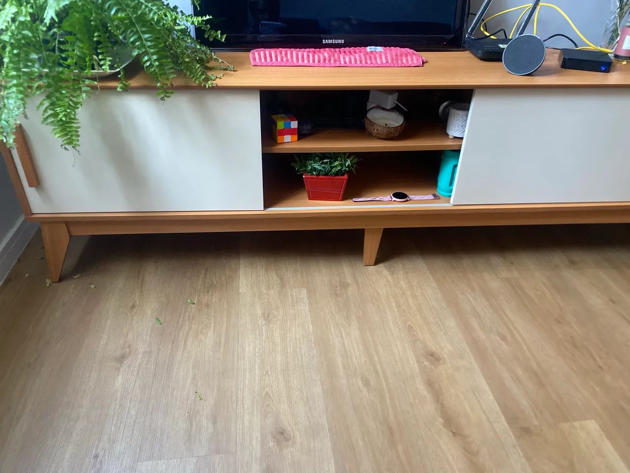Rack para sala  6 MESES DE USO 