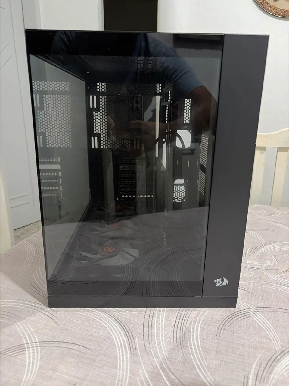 Gabinete Redragon Wideload Pro CA-604B-PRO Preto - Foto 2