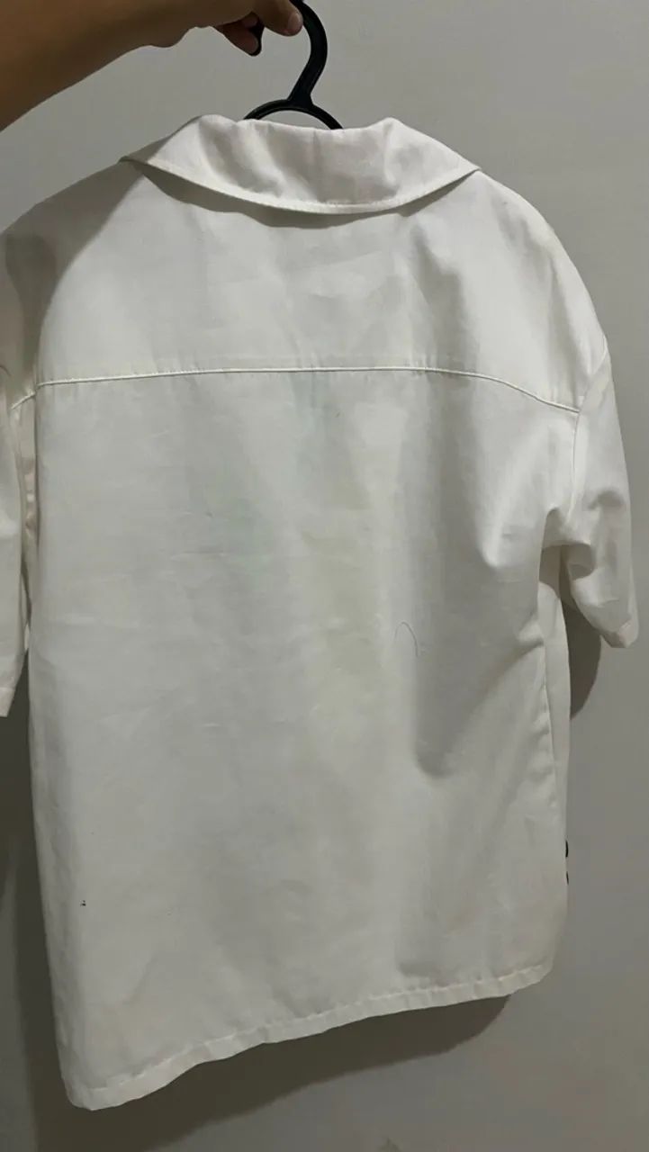 Camisa Manga Curta sarja texturizada com bordado  - Foto 4