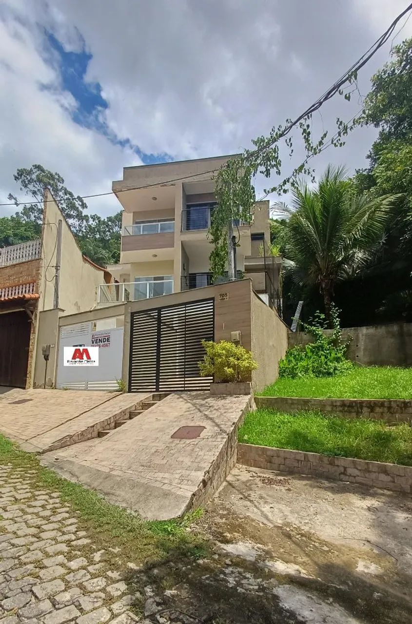 Triplex Cond. Padre Belisario 3 Quartos