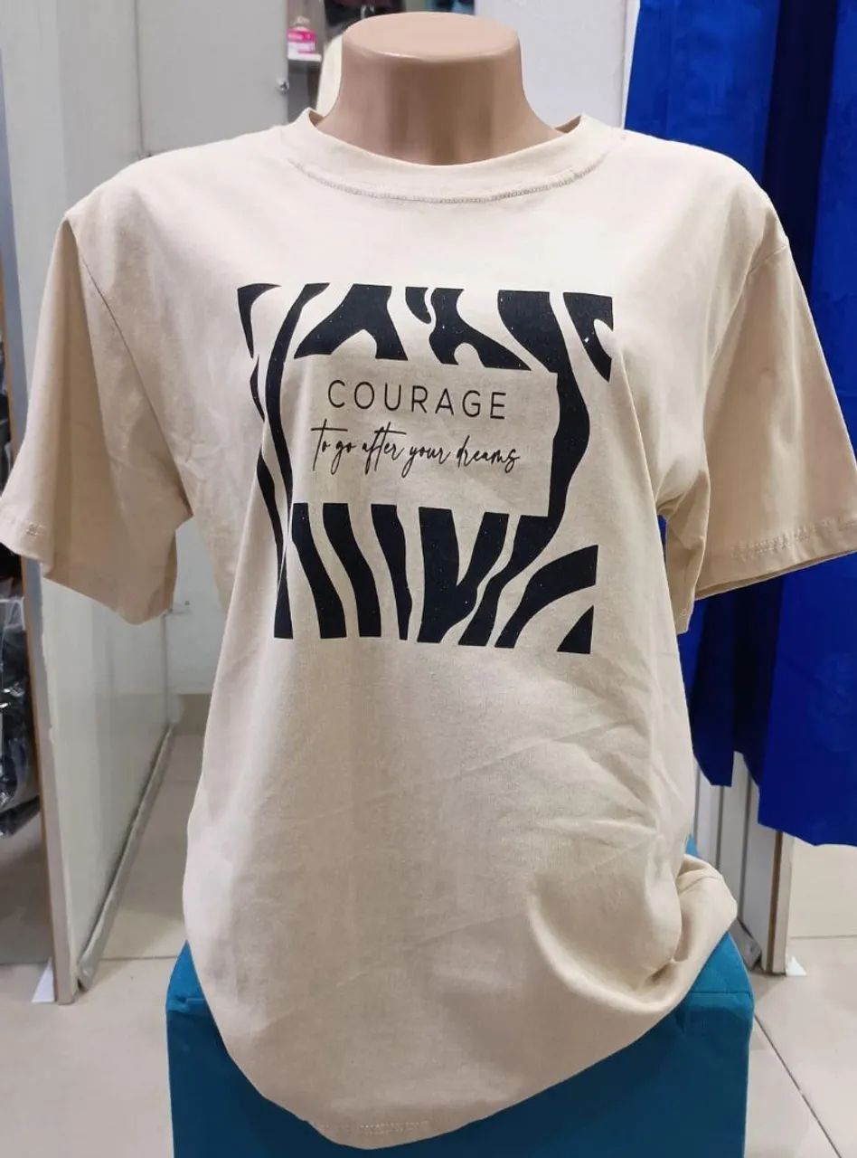 Lote de roupas - Foto 2