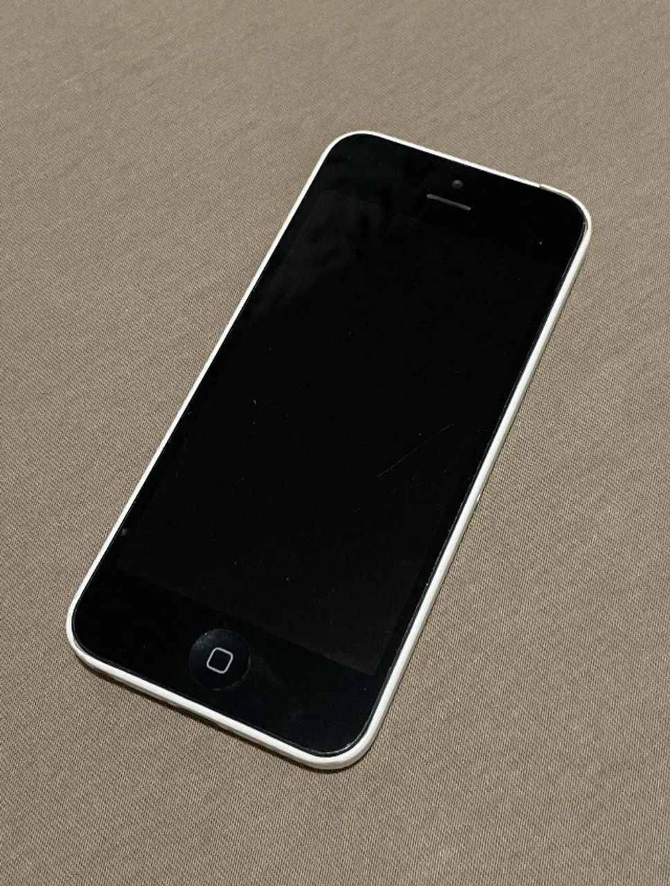 iPhone 5c Branco - 8GB iPhone 5c branco - Celulares e Smartphones