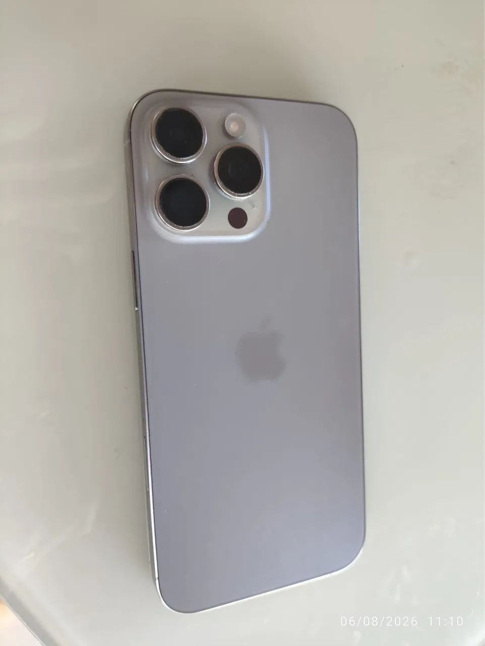 Vendo iPhone 16 pro Max 256 urgente