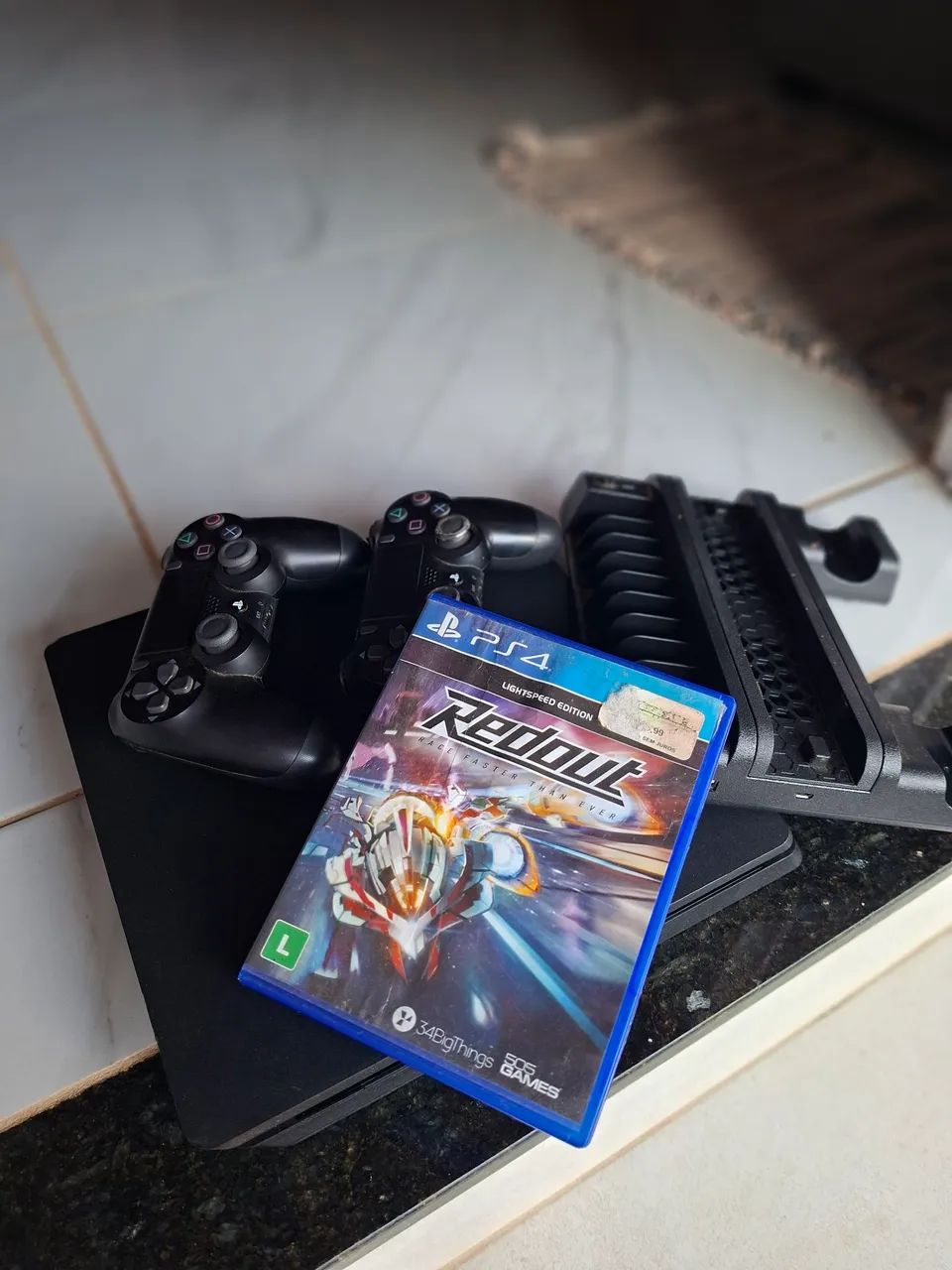 PS4 Slim