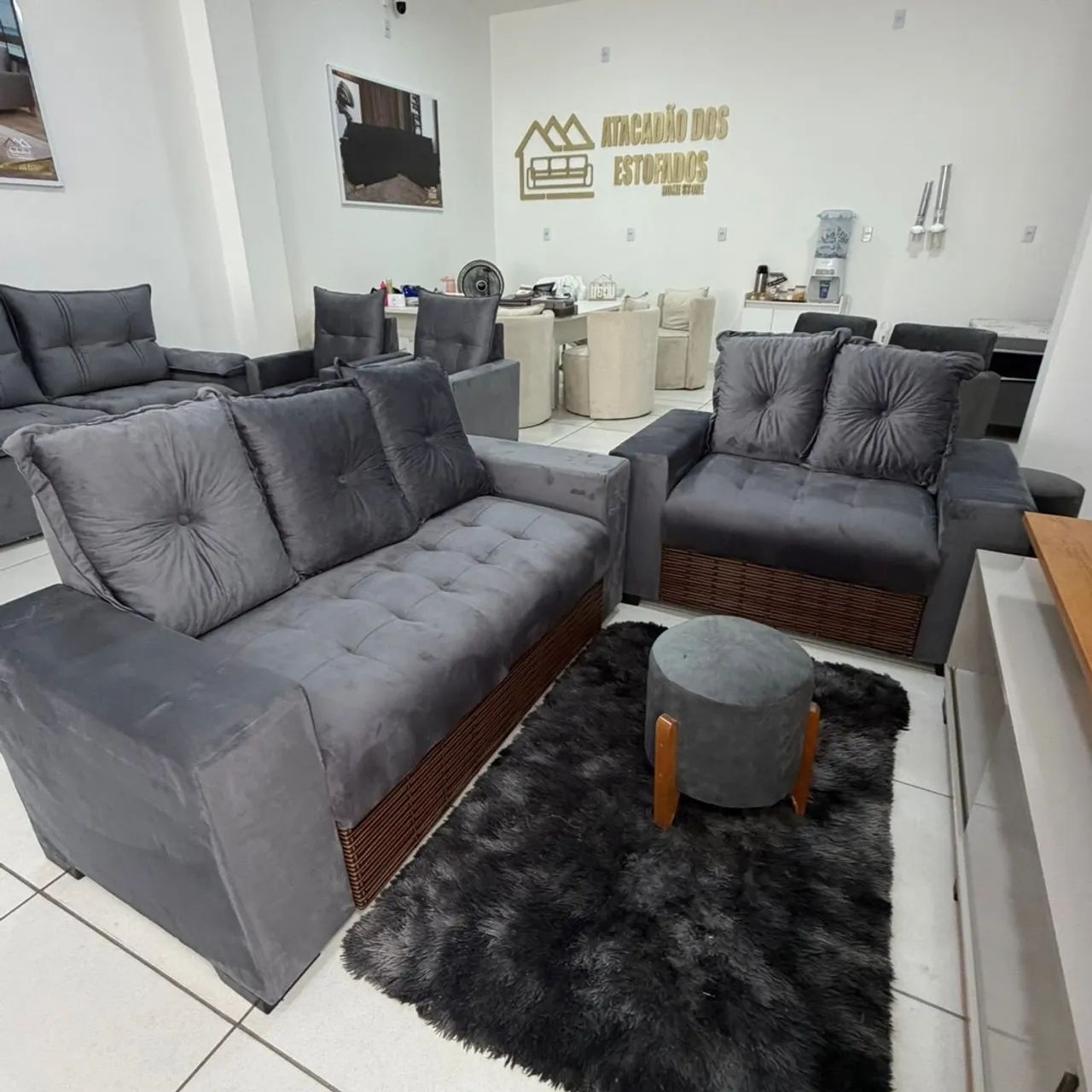 Conjunto de sofá 2 e 3 lugar 
