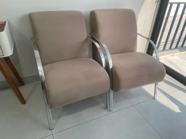 POLTRONA PARA DEIXAR SUA SALA AINDA MAIS BONITA (NOVAS)