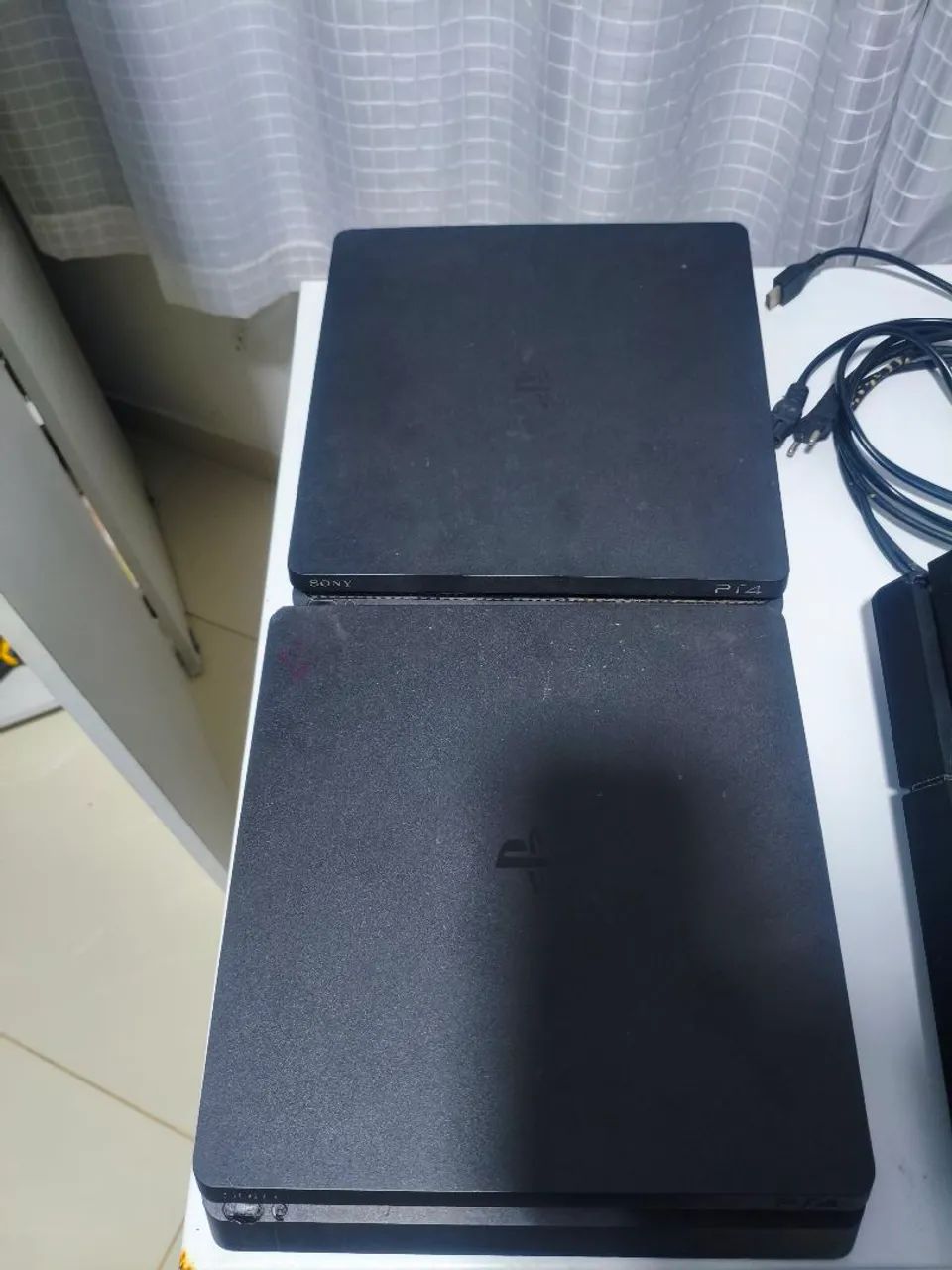 2 ps4 slim com defeitos. - Foto 4