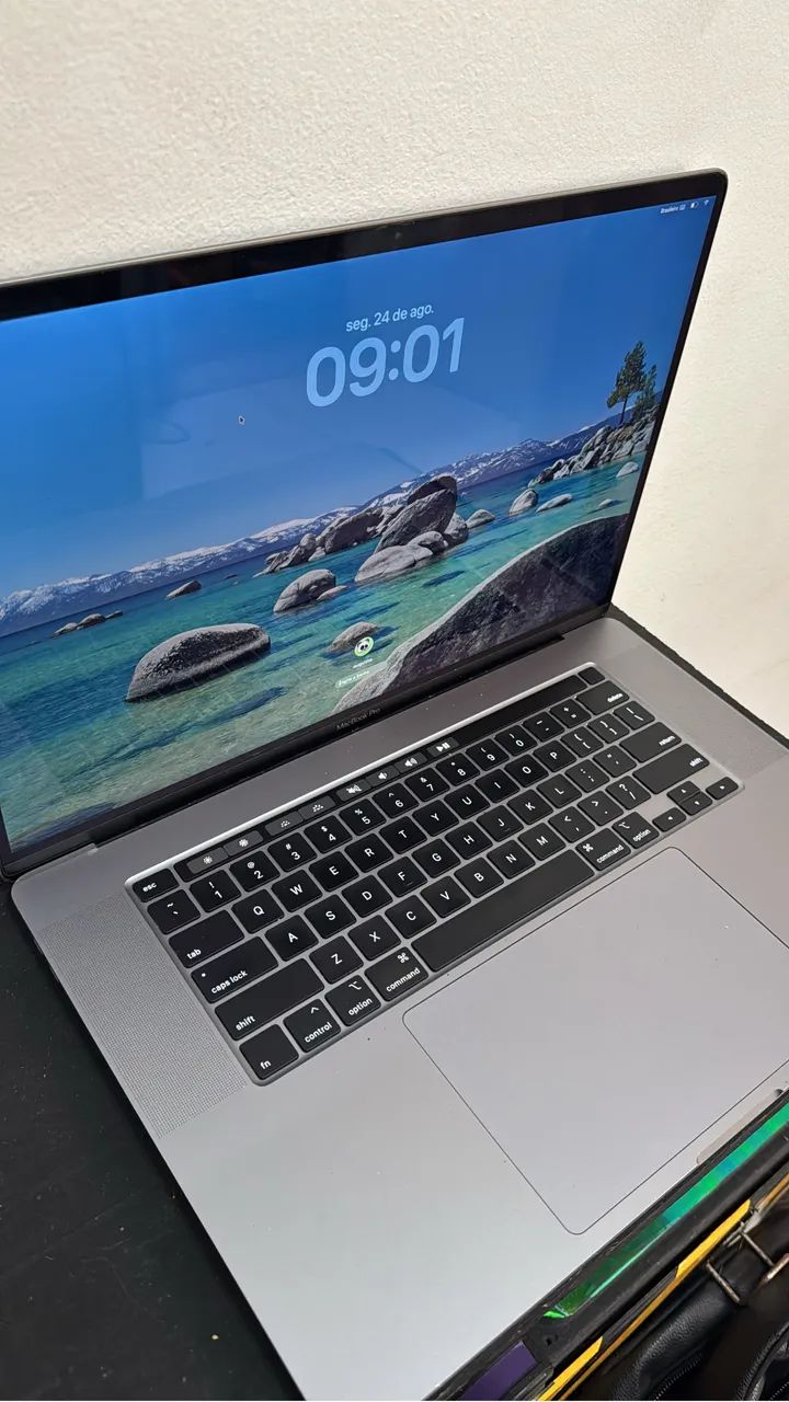 MacBook Pro 2018  - i9 32GB RAM / 1TB SSD - Foto 3