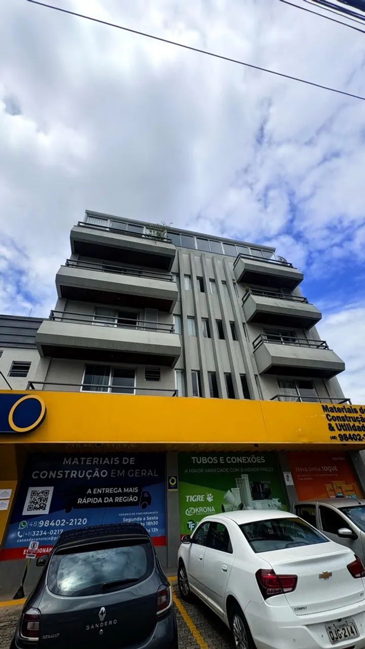 Alugo loft mobiliado na Trindade 