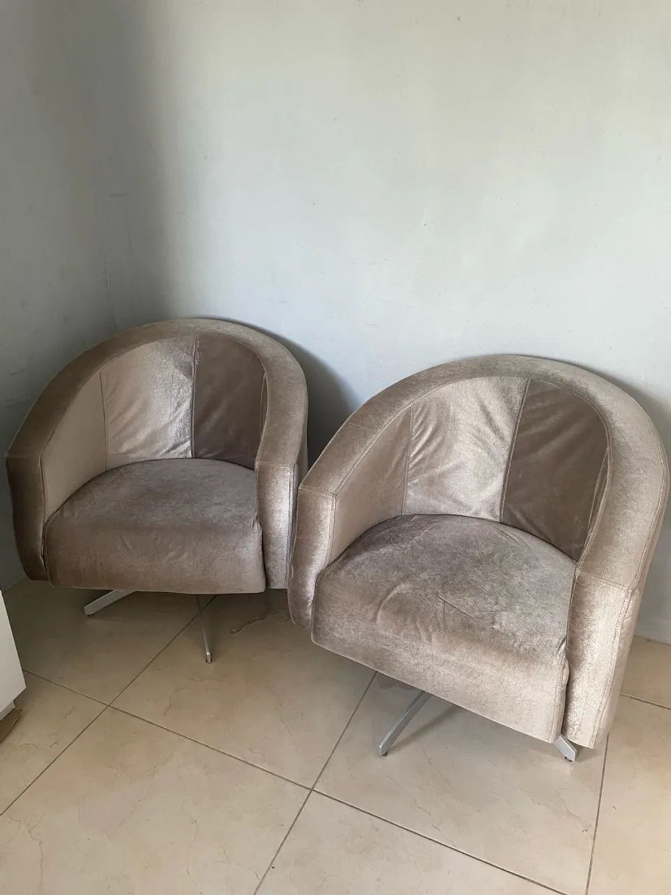 Poltrona reclinável muito confortável 