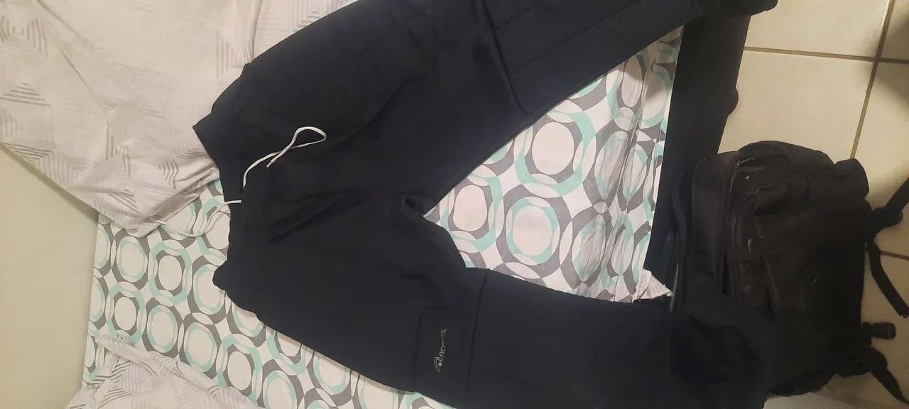 Calça de goleiro com proteção 