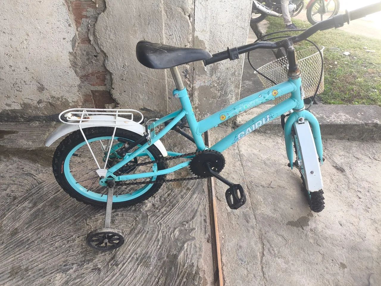 Bicicleta infantil aro 16 rodas em alumínio *99