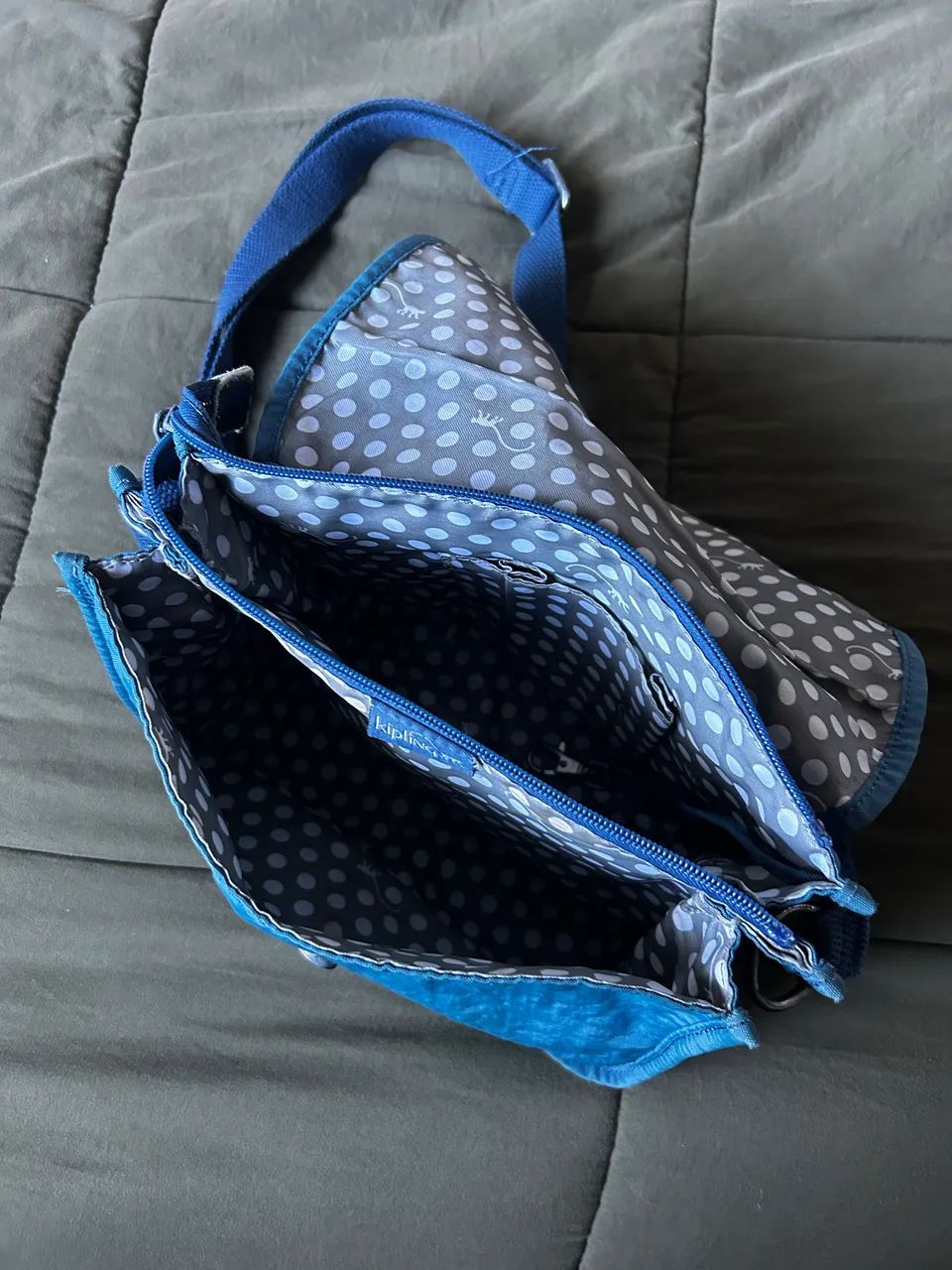 Bolsa de ombro azul marinho Kipling  - Foto 4