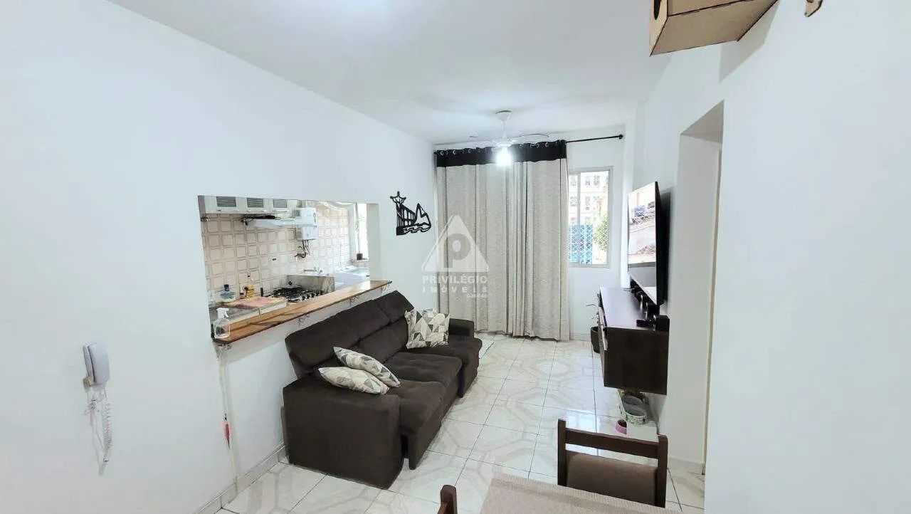 Imóvel 2 quartos no Centro com vaga de garagem - Foto 3