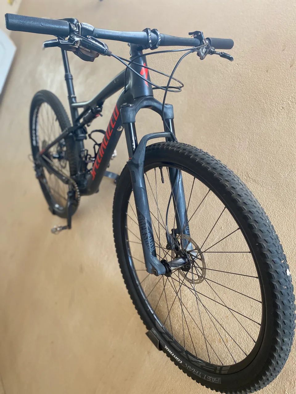 Bicicleta Specialized Epic Full - Foto 2