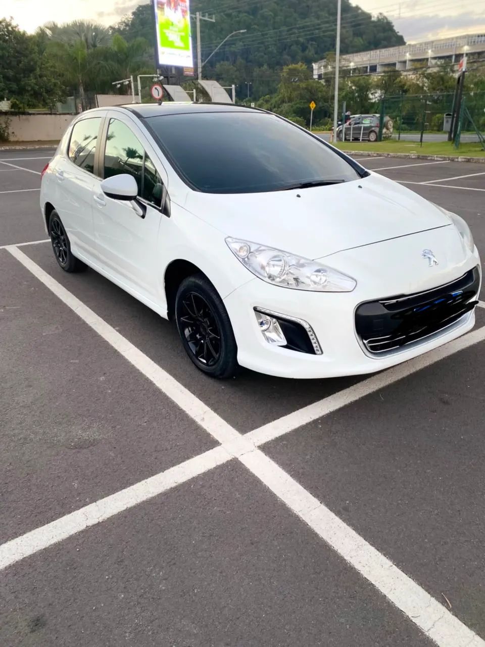 Peugeot 308 308 Active 1.6 Flex 16V 5p mec. 2014