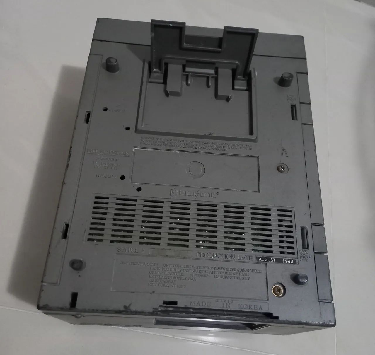 MINI TELEVISÃO PORTÁTIL BROKSONIC DELUXE(NÃO FUNCIONA) - Foto 5