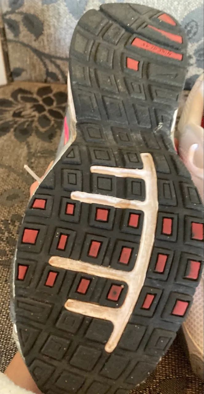 Vendo Tênis da marca Nike - Foto 3
