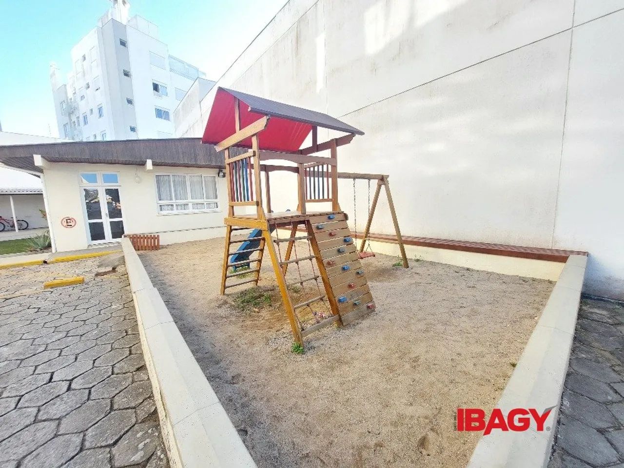 Excelente Apartamento 3 dormitório(s) em Abraão - Florianópolis - Foto 5