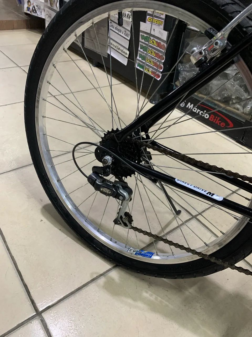 Bicicleta aro 26  Preta Gts !  - Foto 4