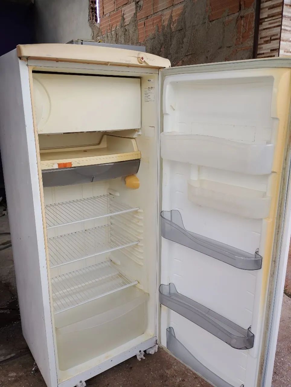 Geladeira Consul degelo seco funciona perfeitamente  - Foto 2
