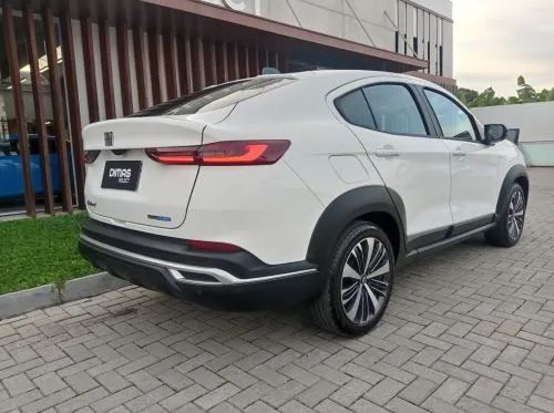 Fiat Fastback 1.0 200 Turbo Flex AUT 2025 - Foto 4