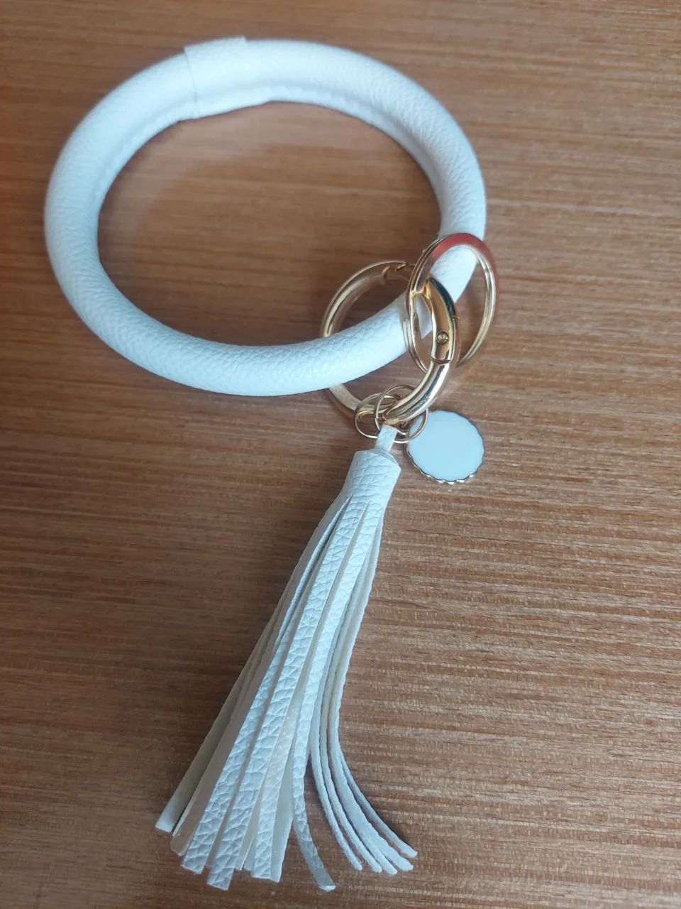 Chaveiro De Pulso Feminino Branco Tipo Pulseira Grande 32cm - Foto 3