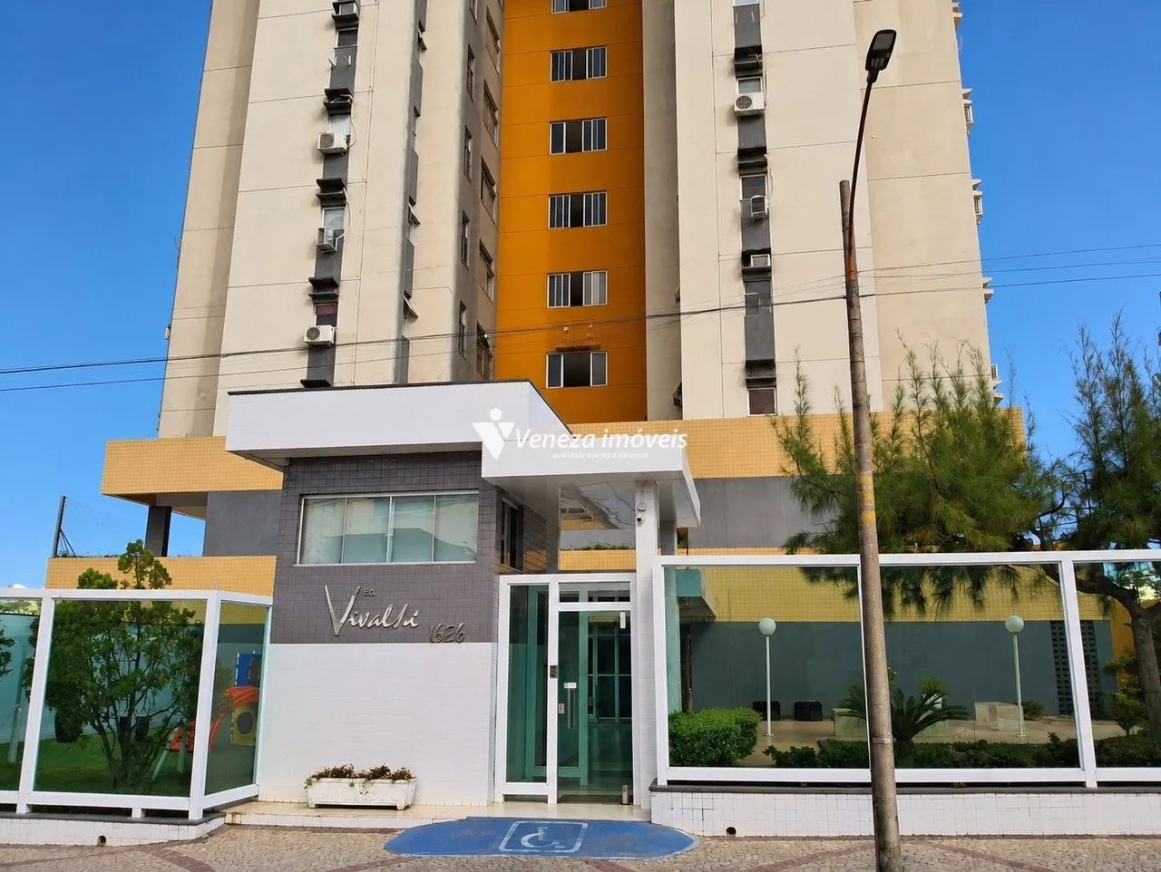 Apartamento com 3 Quartos no Edifício Vivaldi | Bairro Fátima