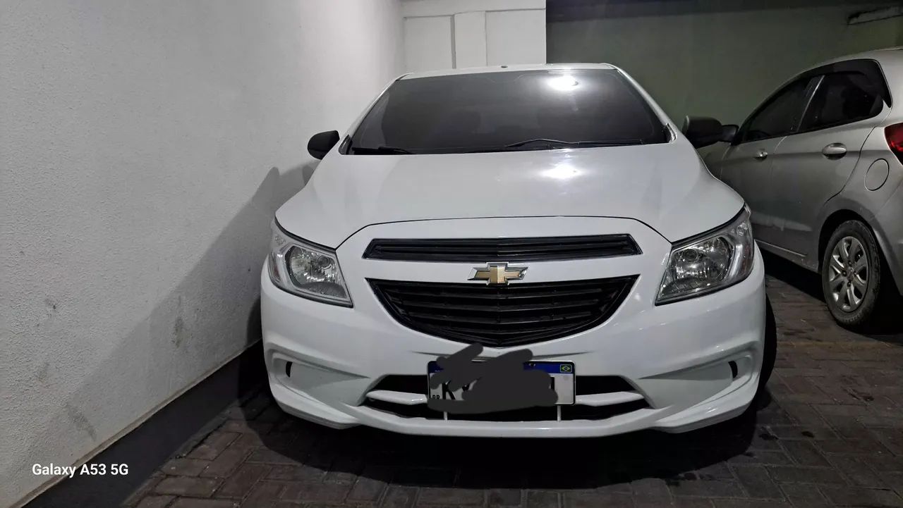 Chevrolet Onix ONIX HATCH Joy 1.0 8V Flex 5p Mec. 2018