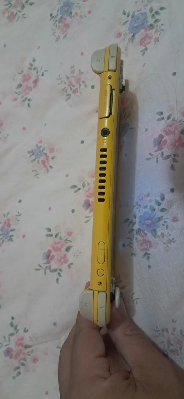 Switch lite amarelo  - Foto 2