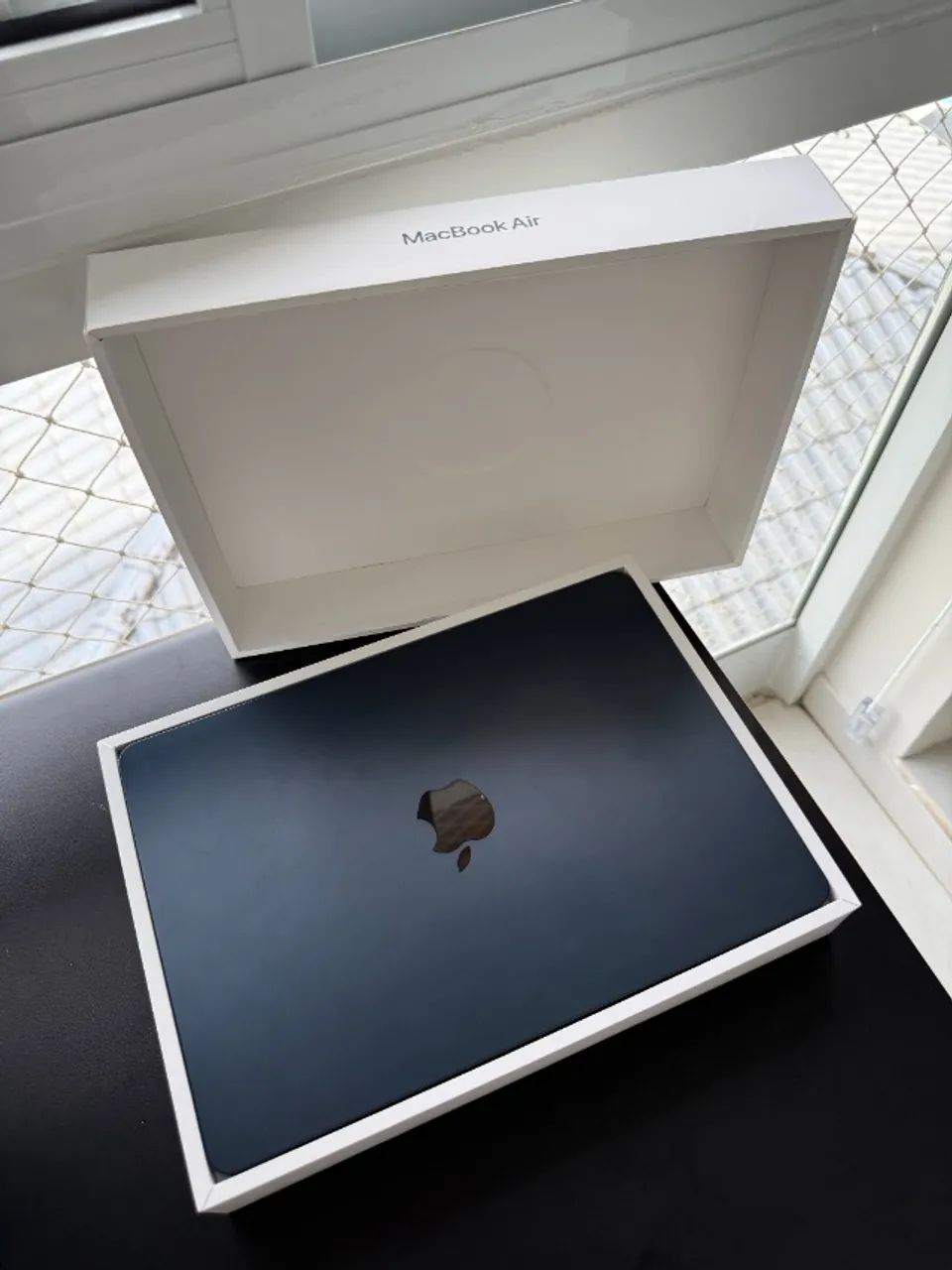 Apple m4 16GB Ram 256GB SSD