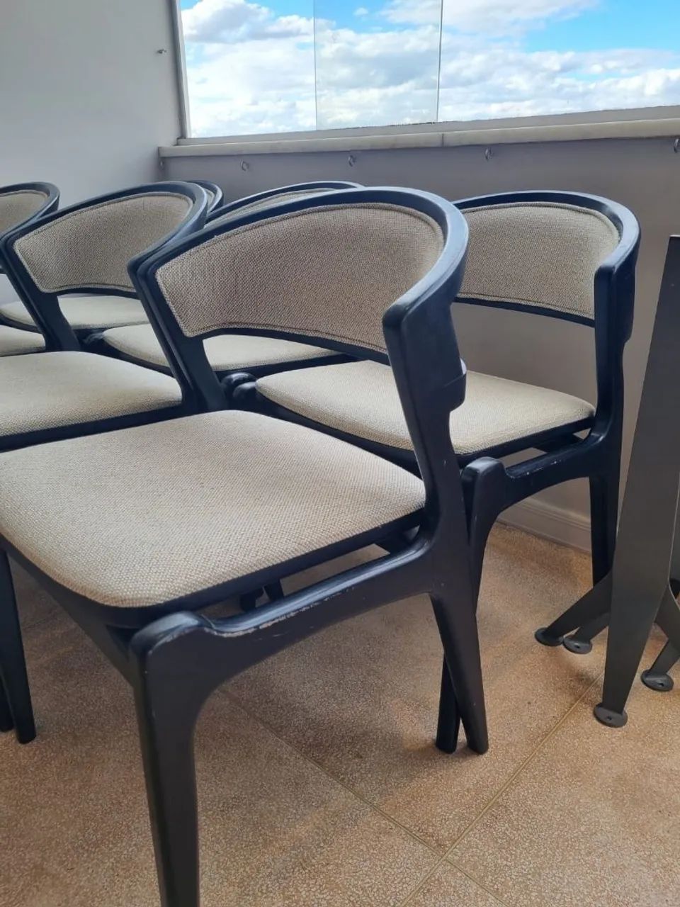 Mesa de Jantar Triangular Orgânica  - Foto 2